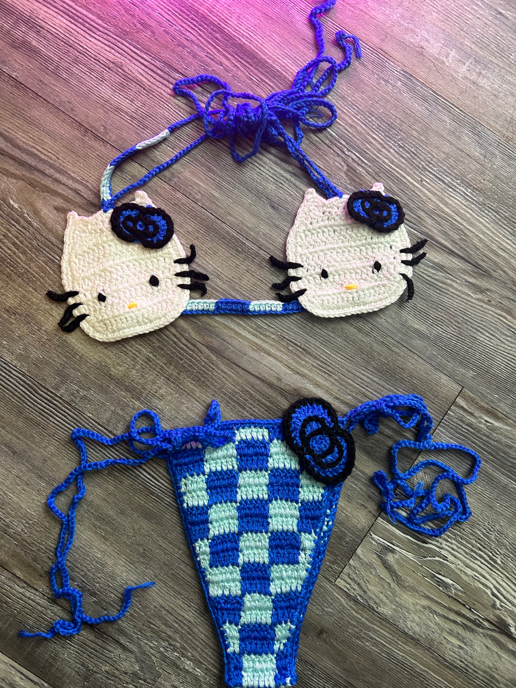 Blue hello kitty swim set
